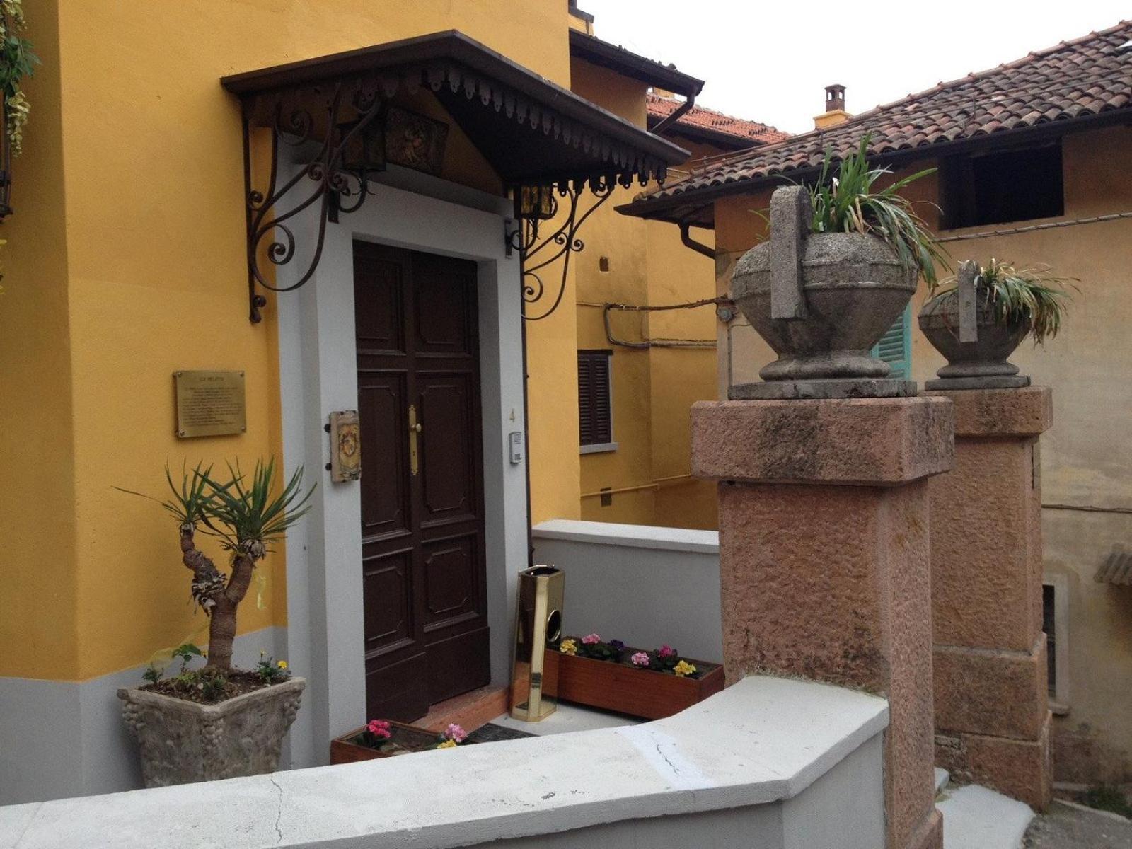 Foresteria Lombarda B & B Ca' Pelitti Ganna Ngoại thất bức ảnh
